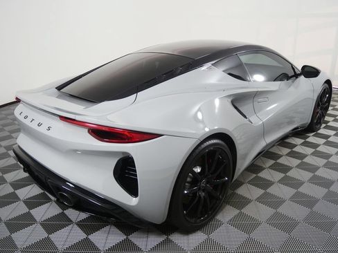 Used 2025 Lotus Emira RWD image 5
