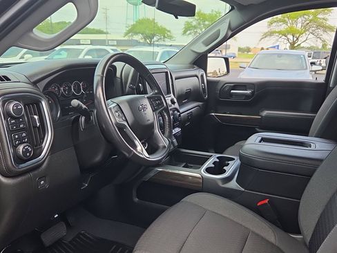 Used 2021 Chevrolet Silverado 1500 RST AWD/4WD image 9