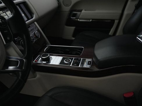 Used 2015 Land Rover Range Rover Supercharged image 15