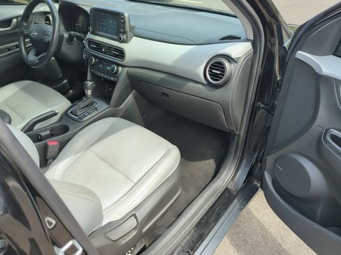 Used 2021 Hyundai Kona Limited w/ Cargo Package FWD image 36
