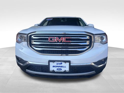 Used 2017 GMC Acadia SLT image 11