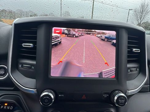 Used 2024 RAM 2500 Big Horn w/ Bed Utility Group image 34