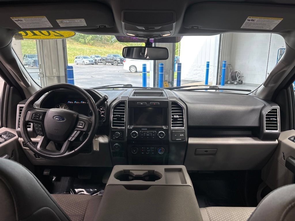 Used 2016 Ford F150 4x4 SuperCrew image 11