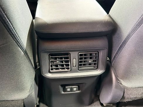 Used 2021 Toyota RAV4 XLE w/ Convenience Package AWD/4WD image 26