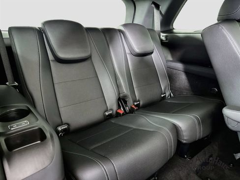Used 2023 Mercedes-Benz GLS 450 4MATIC w/ AMG Line Exterior image 35