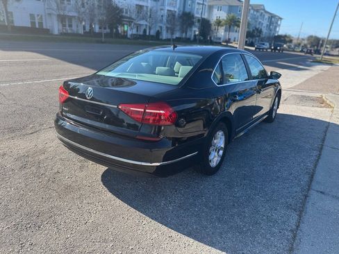Used 2016 Volkswagen Passat 1.8T S FWD image 8