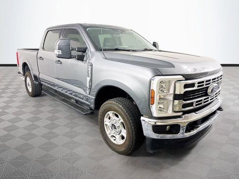 Used 2025 Ford F250 XLT w/ FX4 Off-Road Package AWD/4WD image 1