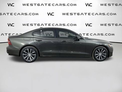 Used 2022 Volvo S60 B5 Momentum w/ Premium Package image 44