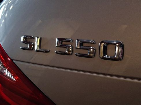 Used 2016 Mercedes-Benz SL 550 image 26