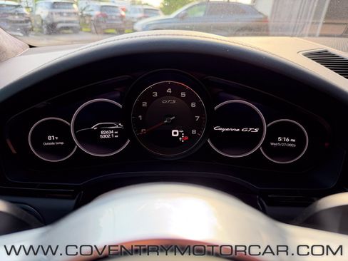 Used 2022 Porsche Cayenne GTS AWD/4WD image 15