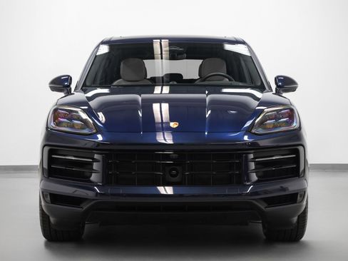 Certified 2026 Porsche Cayenne S AWD/4WD image 8
