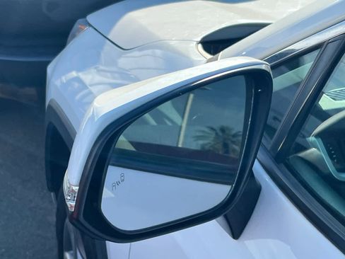 Used 2022 Toyota RAV4 XLE image 8