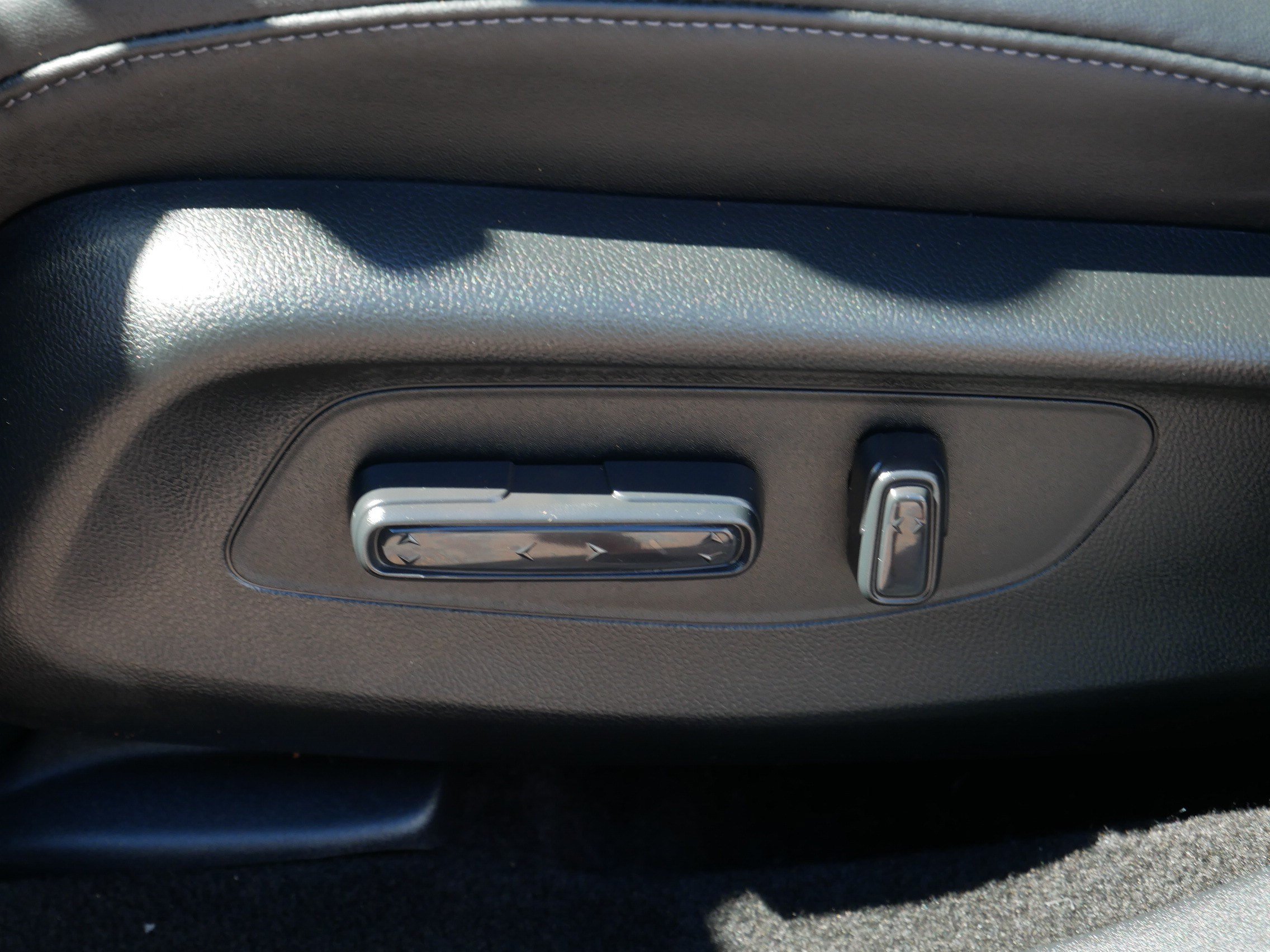 Certified 2025 Acura ADX FWD image 19