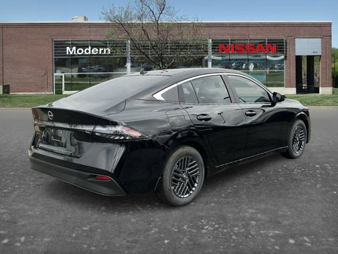 New 2026 Nissan Sentra SV image 4