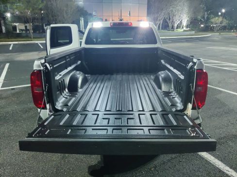 Used 2022 Chevrolet Colorado LT w/ Fleet Safety Package image 28