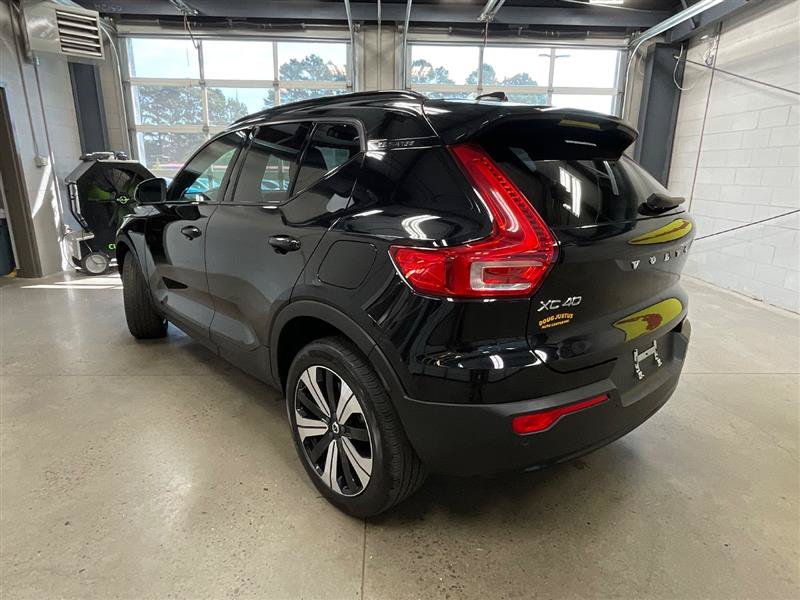 Used 2023 Volvo XC40 Recharge Plus AWD/4WD image 3