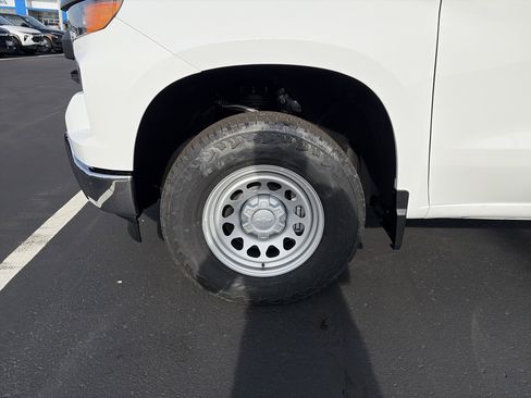 New 2026 Chevrolet Silverado 1500 W/T image 9