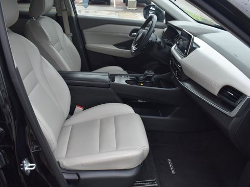 Used 2023 Nissan Rogue SV w/ SV Premium B Package FWD image 66