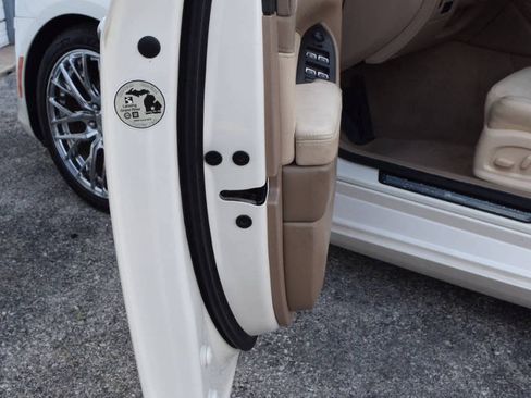 Used 2014 Cadillac CTS Luxury RWD image 40