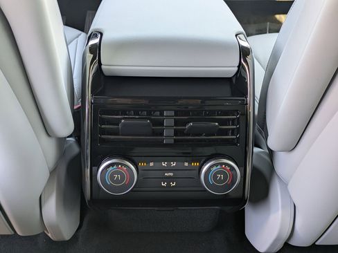 New 2026 Land Rover Range Rover Sport SE image 23