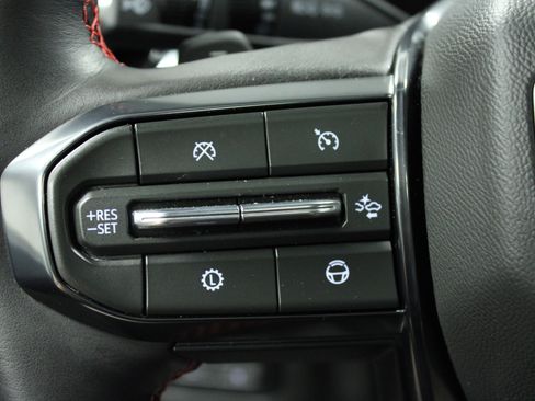 Used 2026 GMC Yukon AT4 Ultimate w/ LPO, Floor Liner Package AWD/4WD image 22