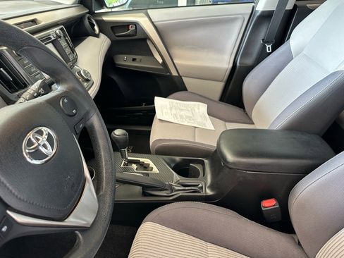 Used 2013 Toyota RAV4 XLE FWD image 21