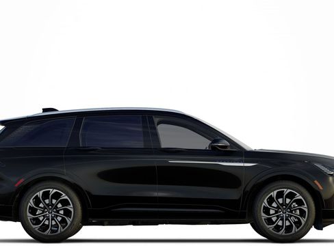 New 2025 Lincoln Nautilus Reserve image 5