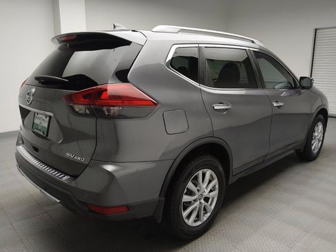 Used 2019 Nissan Rogue SV AWD/4WD image 9