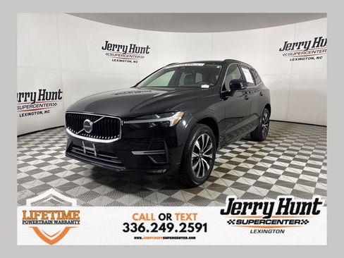Used 2023 Volvo XC60 B5 Core w/ Climate Package AWD/4WD image 1