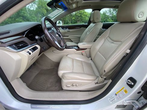 Used 2016 Cadillac XTS Luxury w/ Driver Awareness Package image 8