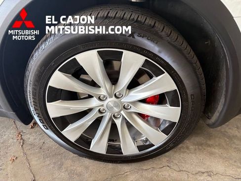 Used 2019 Tesla Model X Performance AWD/4WD image 6