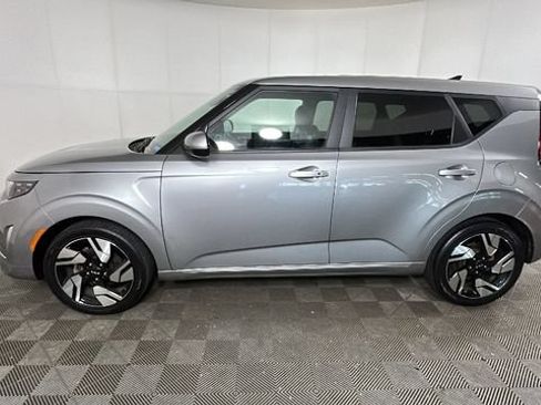 Used 2023 Kia Soul GT-Line FWD image 6