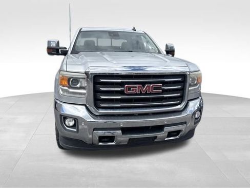 Used 2015 GMC Sierra 2500 SLT w/ Duramax Plus Package AWD/4WD image 5