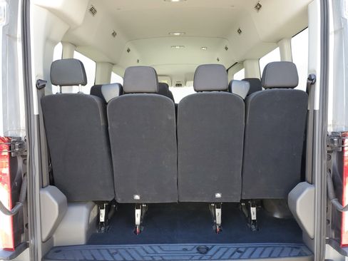 Used 2022 Ford Transit 350 XLT image 9