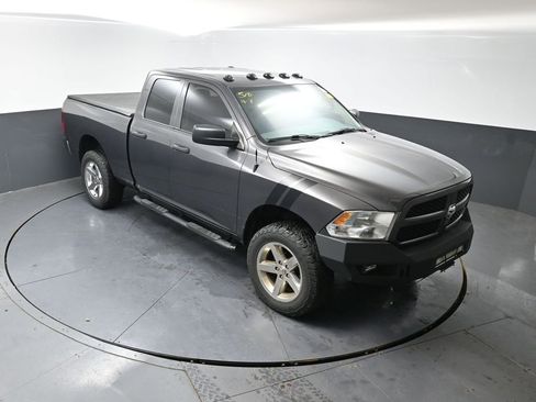 Used 2017 RAM 1500 Express w/ Express Value Package image 36
