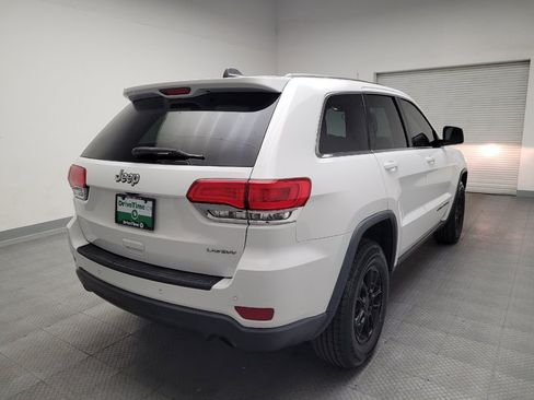 Used 2018 Jeep Grand Cherokee Laredo RWD image 7