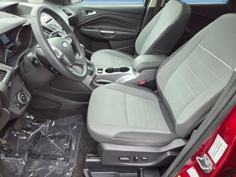 Used 2015 Ford Escape SE AWD/4WD image 15