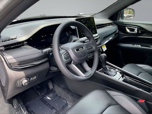 New 2026 Jeep Compass Limited AWD/4WD image 7