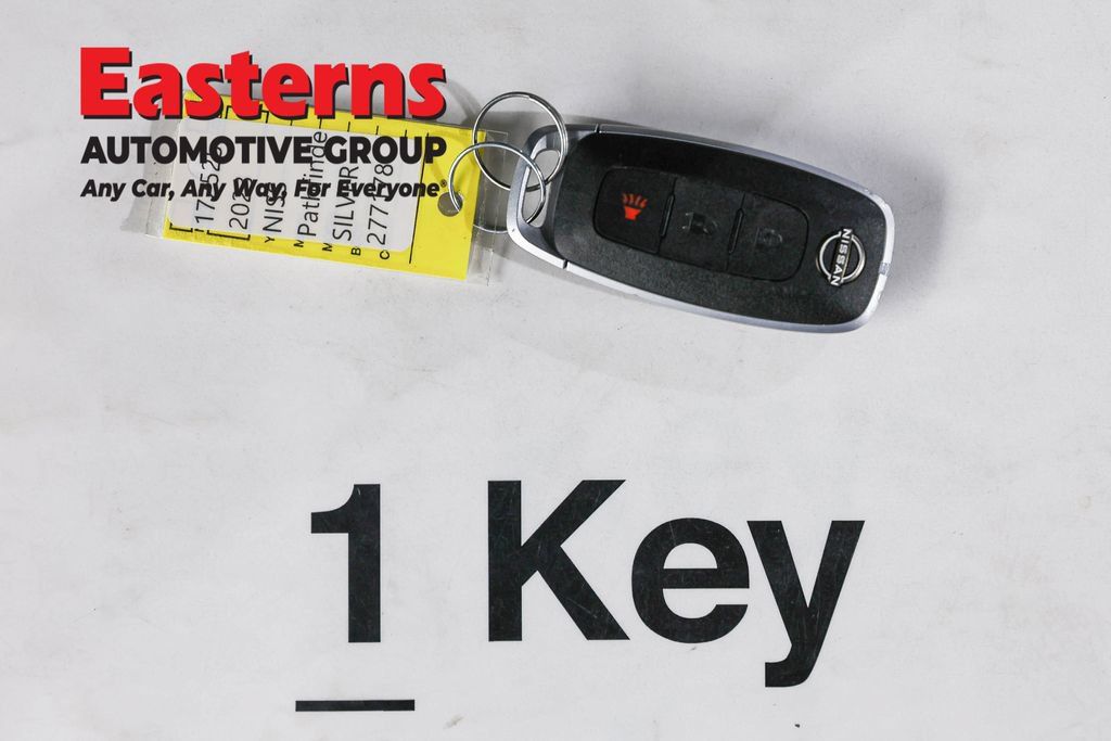 Used 2023 Nissan Pathfinder S AWD/4WD image 27