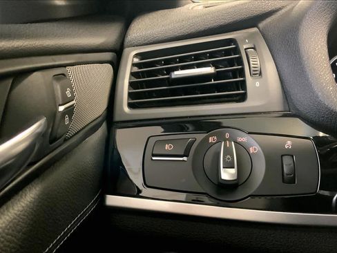 Used 2017 BMW X4 M40i image 34