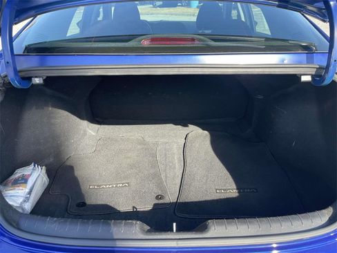 Used 2023 Hyundai Elantra SEL w/ Convenience Package image 13