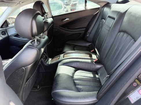 Used 2007 Mercedes-Benz CLS 550 image 13