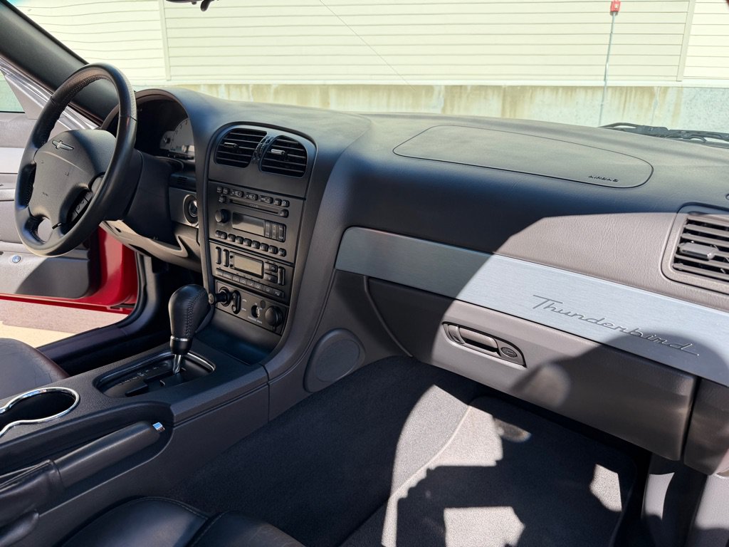 Used 2002 Ford Thunderbird RWD image 20