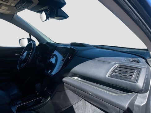 Used 2025 Subaru Ascent Bronze Edition image 31