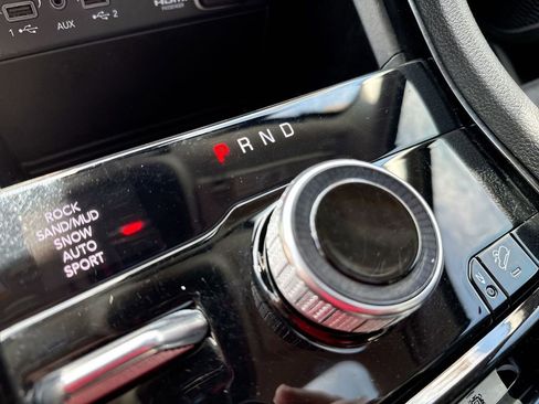 Used 2023 Jeep Grand Cherokee 4WD 4xe image 18