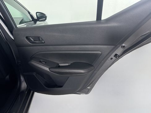 Used 2025 Nissan Altima 2.5 SV FWD image 28