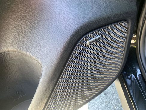 New 2025 Mitsubishi Outlander SE image 6