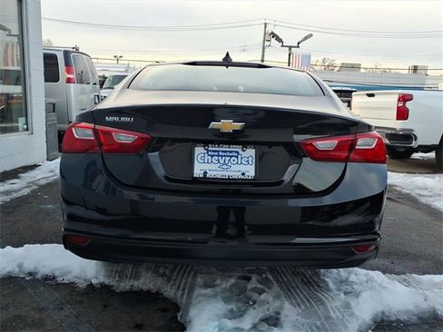 Used 2023 Chevrolet Malibu LS image 5