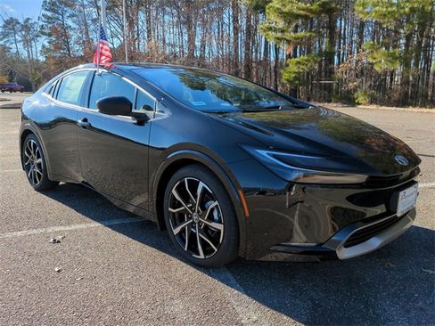 New 2026 Toyota Prius Plug-In Hybrid image 2
