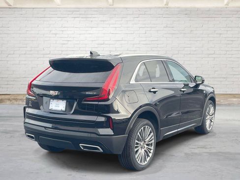 Certified 2024 Cadillac XT4 Premium Luxury FWD image 3
